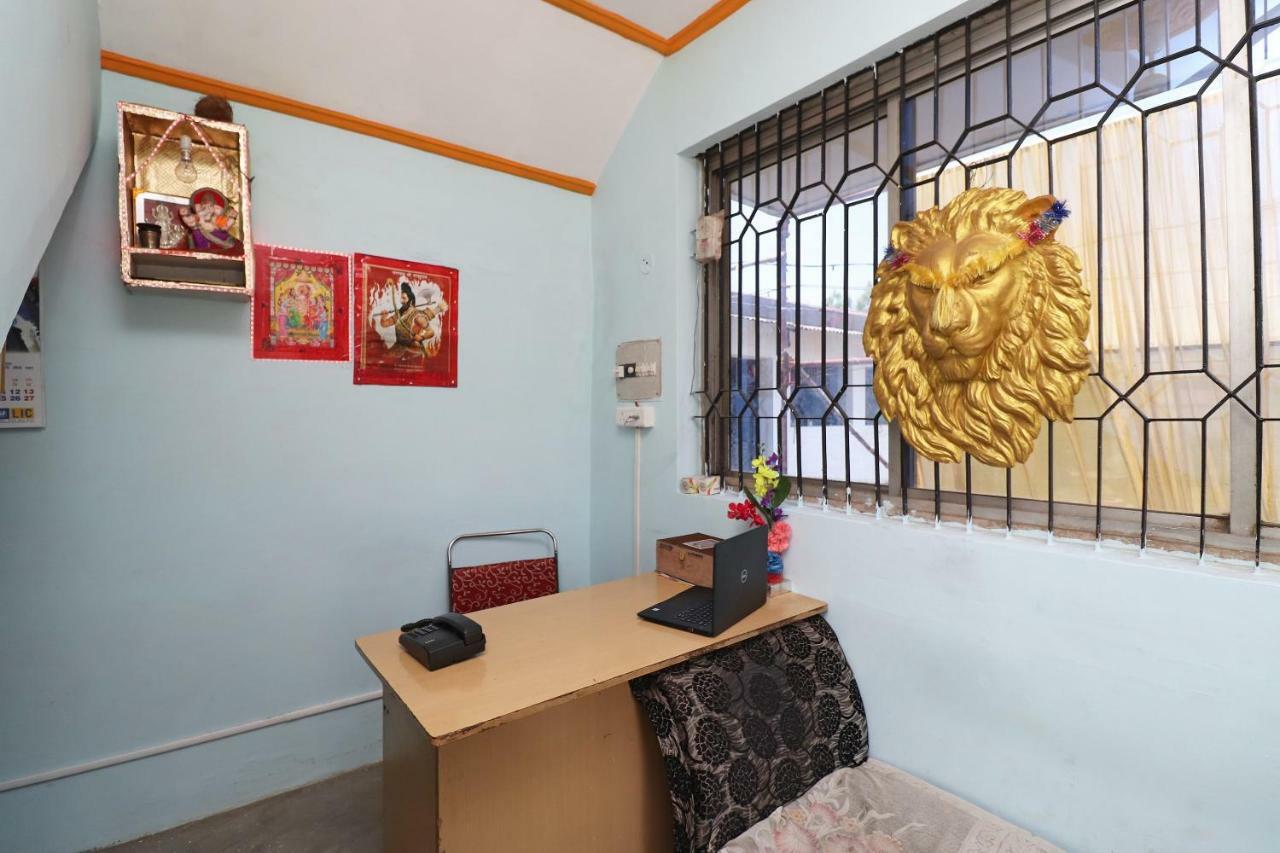 Oyo 31112 Hotel Abhinandan Palace Rāipur Dış mekan fotoğraf